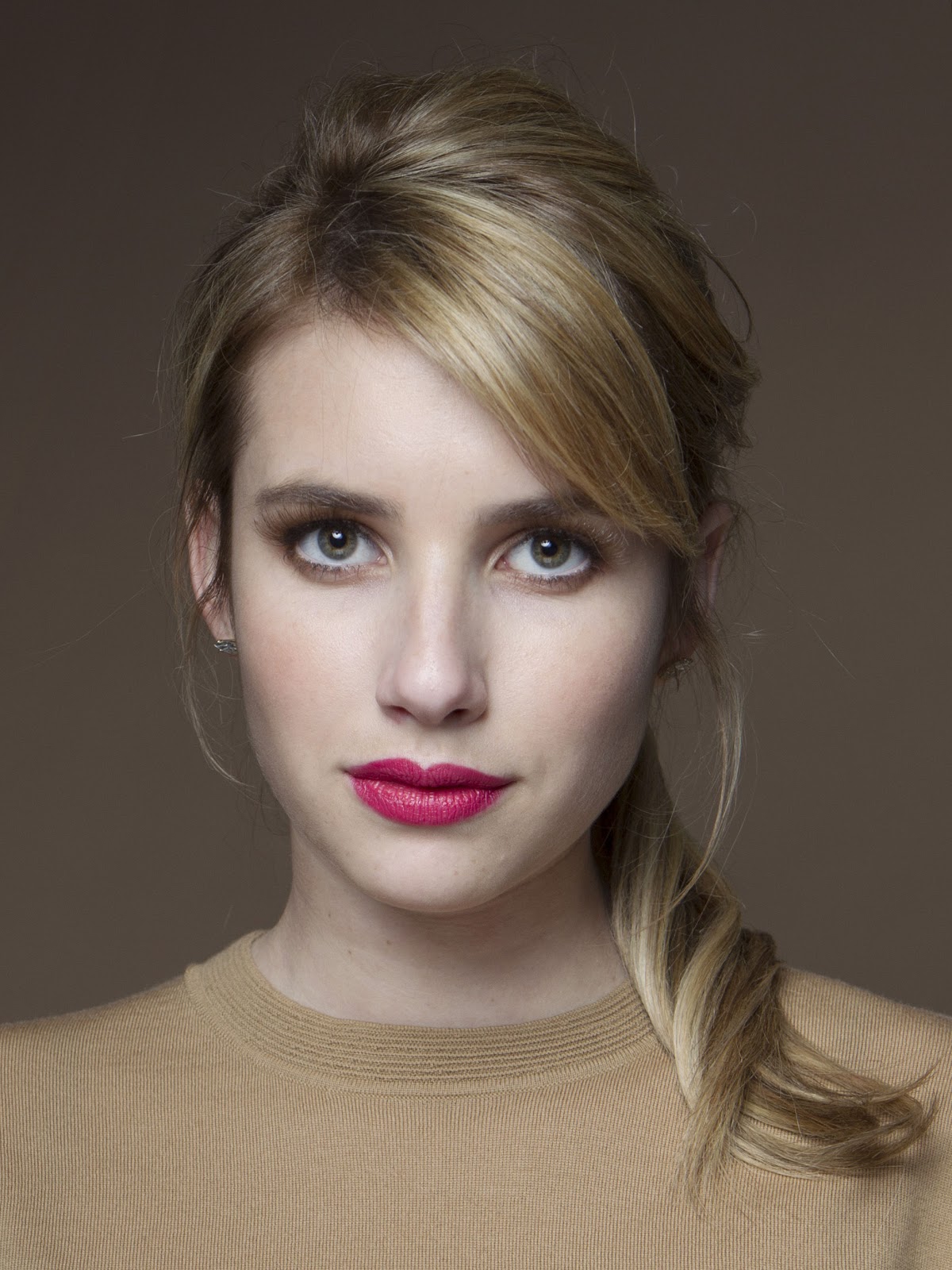 emmarobertsorg001.jpg