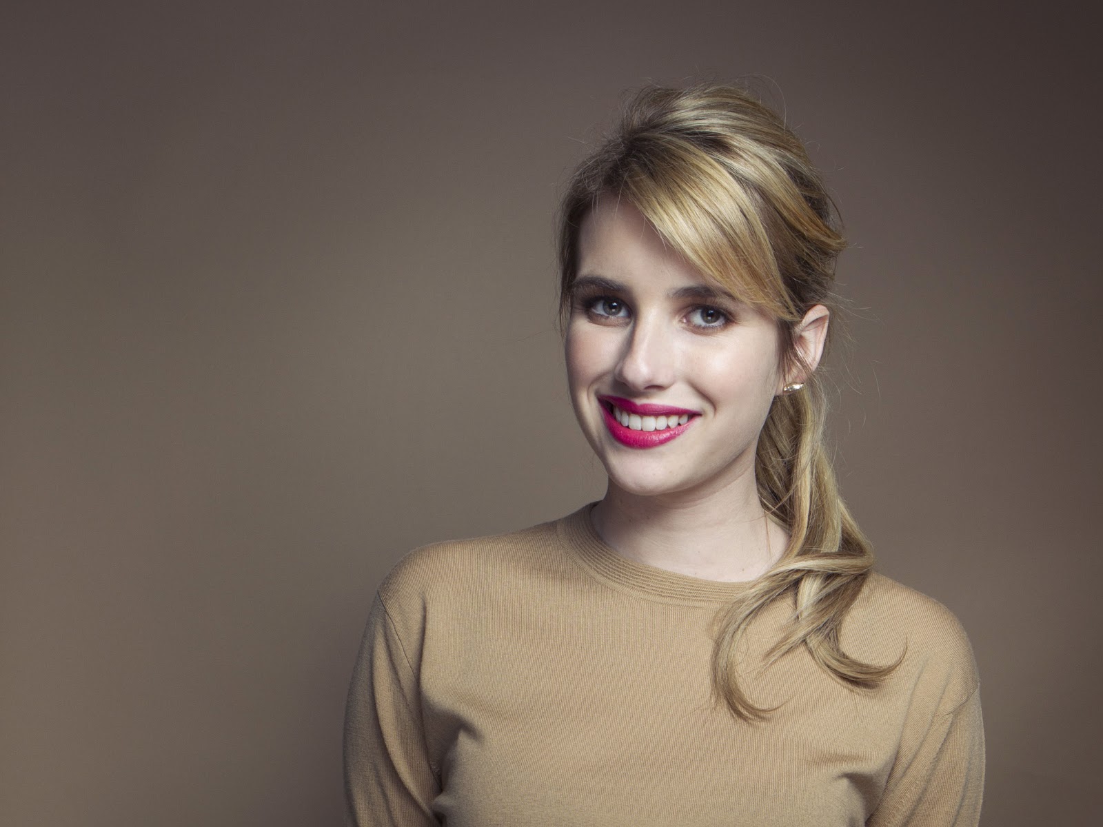 emmarobertsorg004.jpg