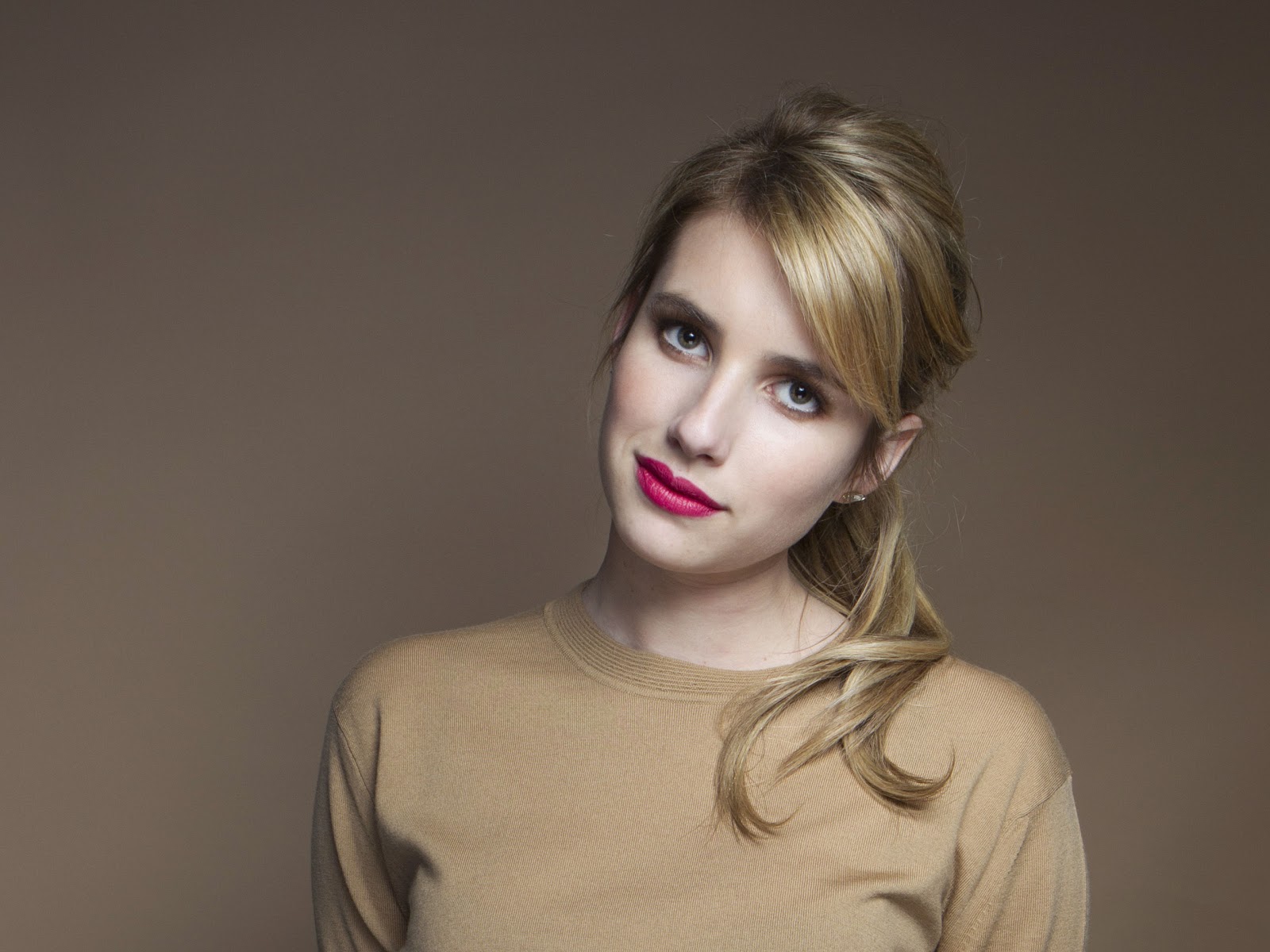 emmarobertsorg009.jpg