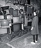 emmarobertsorg001.jpg