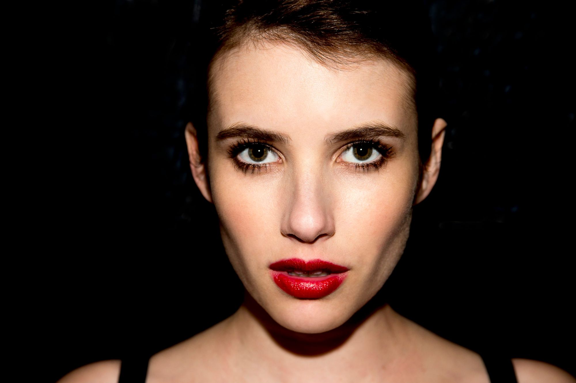 emmarobertsorg002.jpg