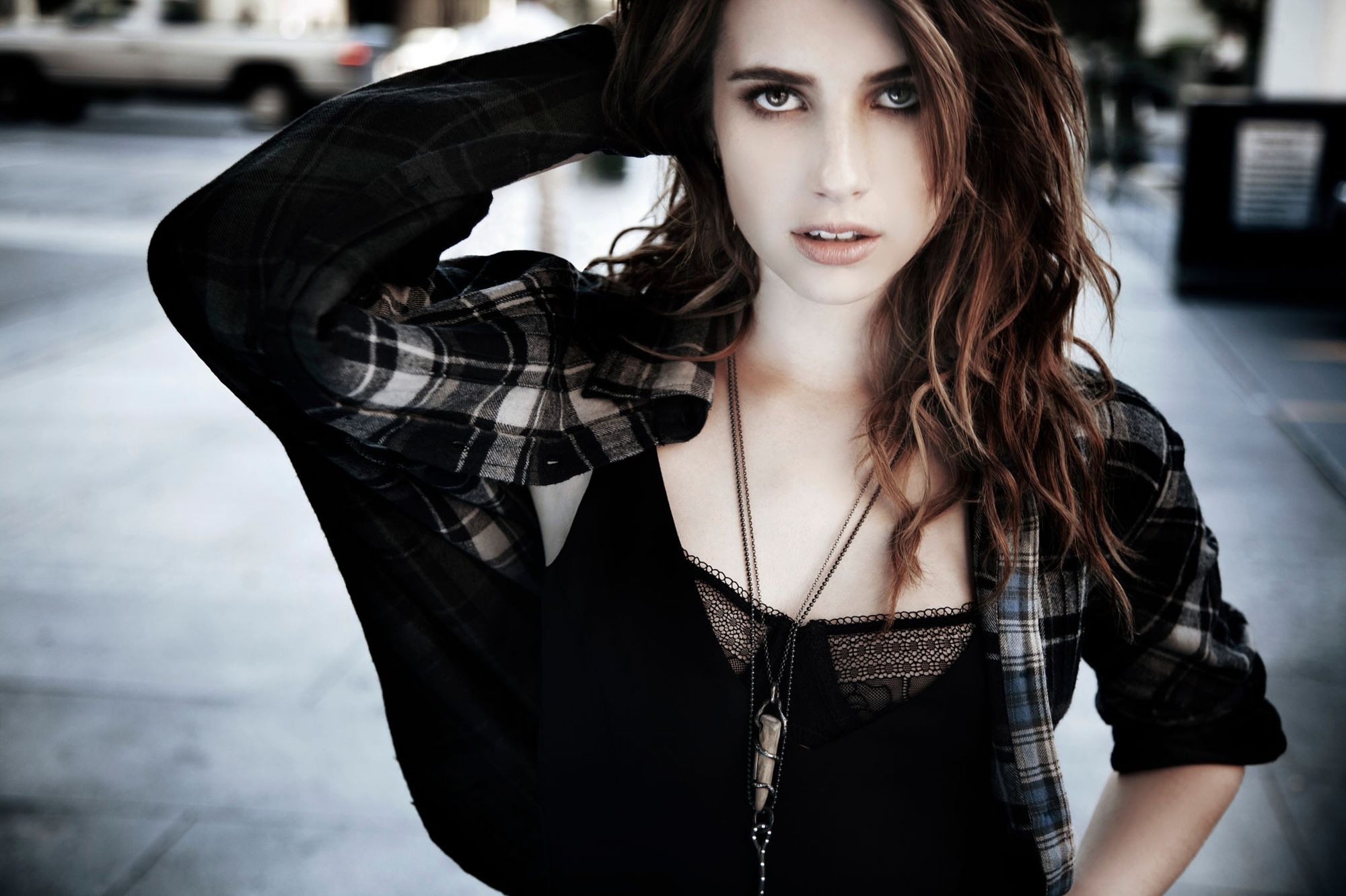 emmarobertsorg003.jpg