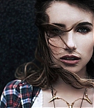 emmarobertsorg002.jpg