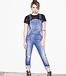 emmarobertsorg012.jpg