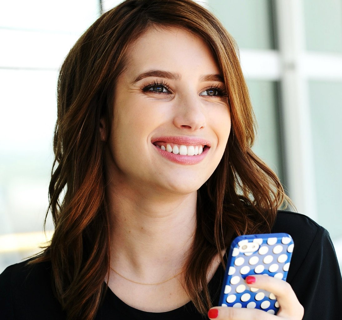 emmarobertsorg006.jpg
