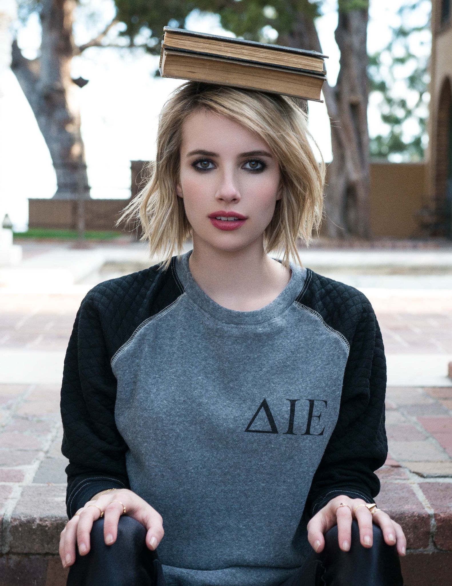 emmarobertsorg007.jpg