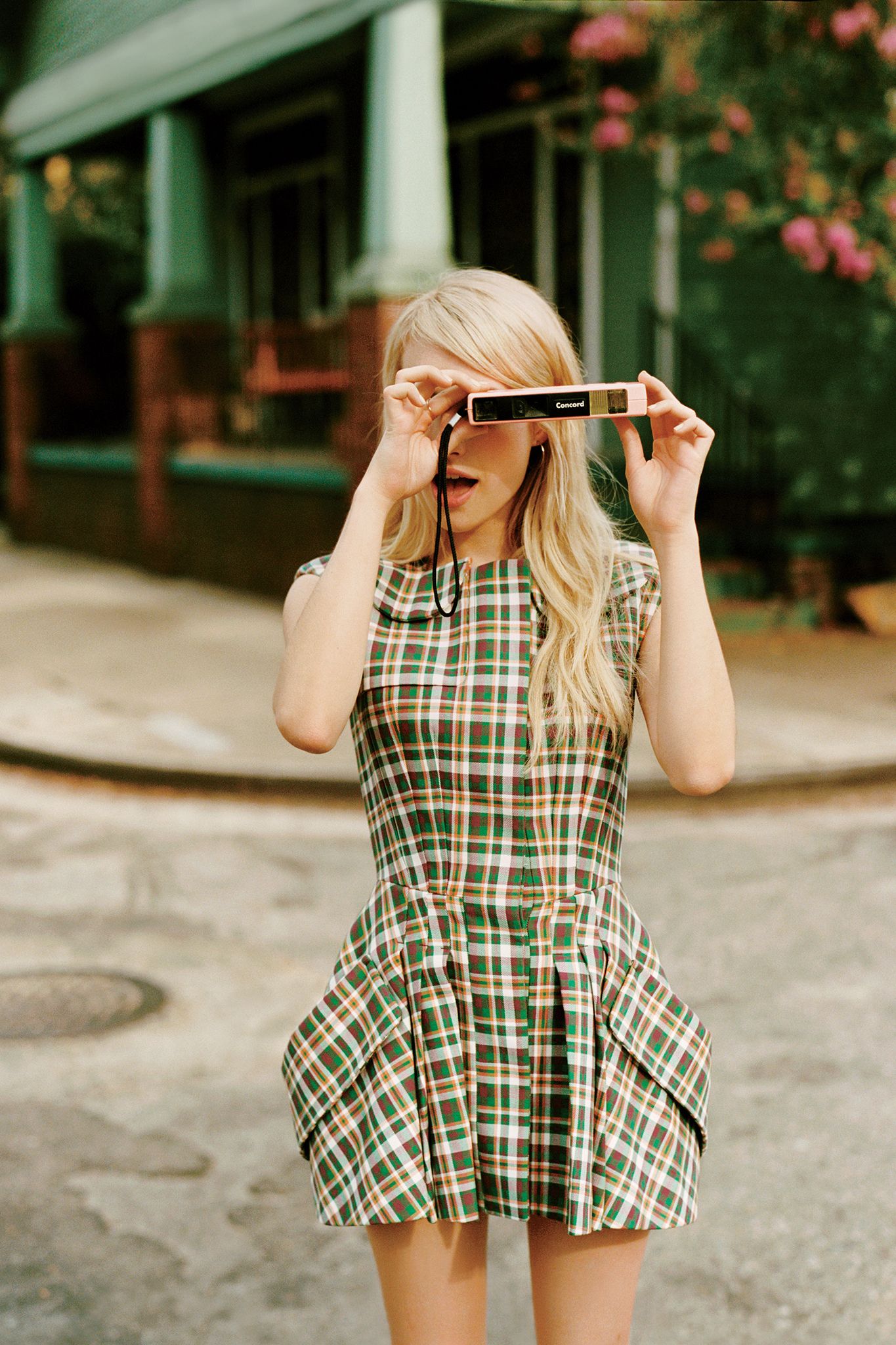 emmarobertsorg004.jpg
