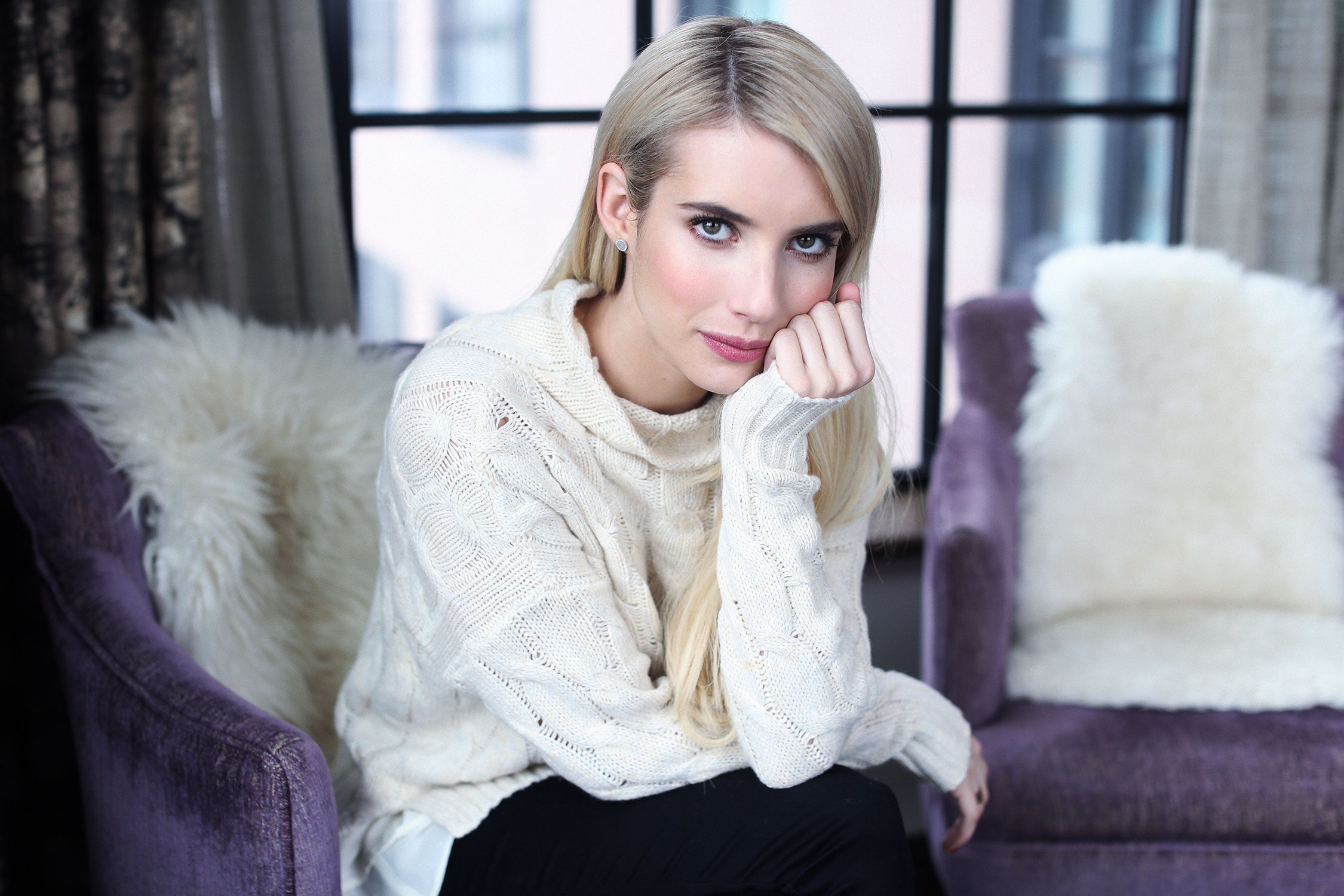 emmarobertsorg002.jpg