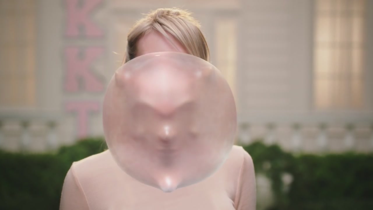 emmarobertsorg011.jpg