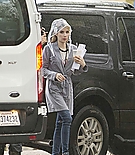 emmarobertsorg011.jpg