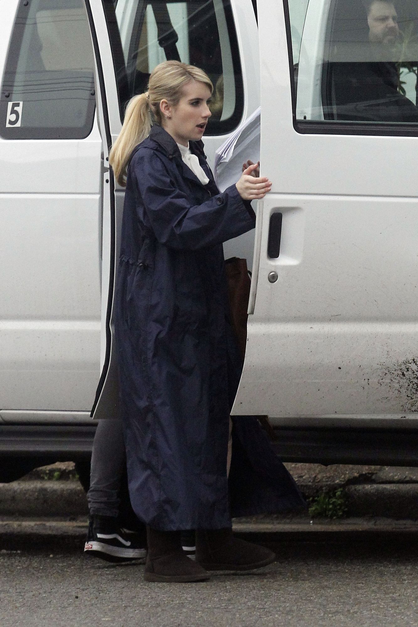 emmarobertsorg016.jpg