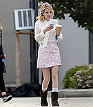 emmarobertsorg001.jpg