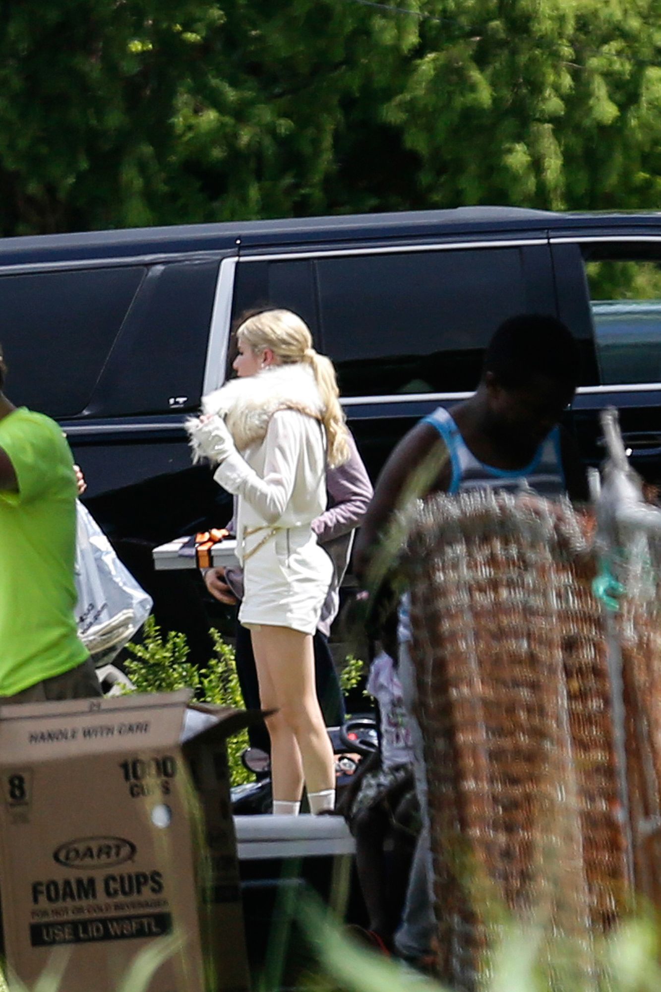 emmarobertsorg007.jpg emmarobertsorg007.jpg