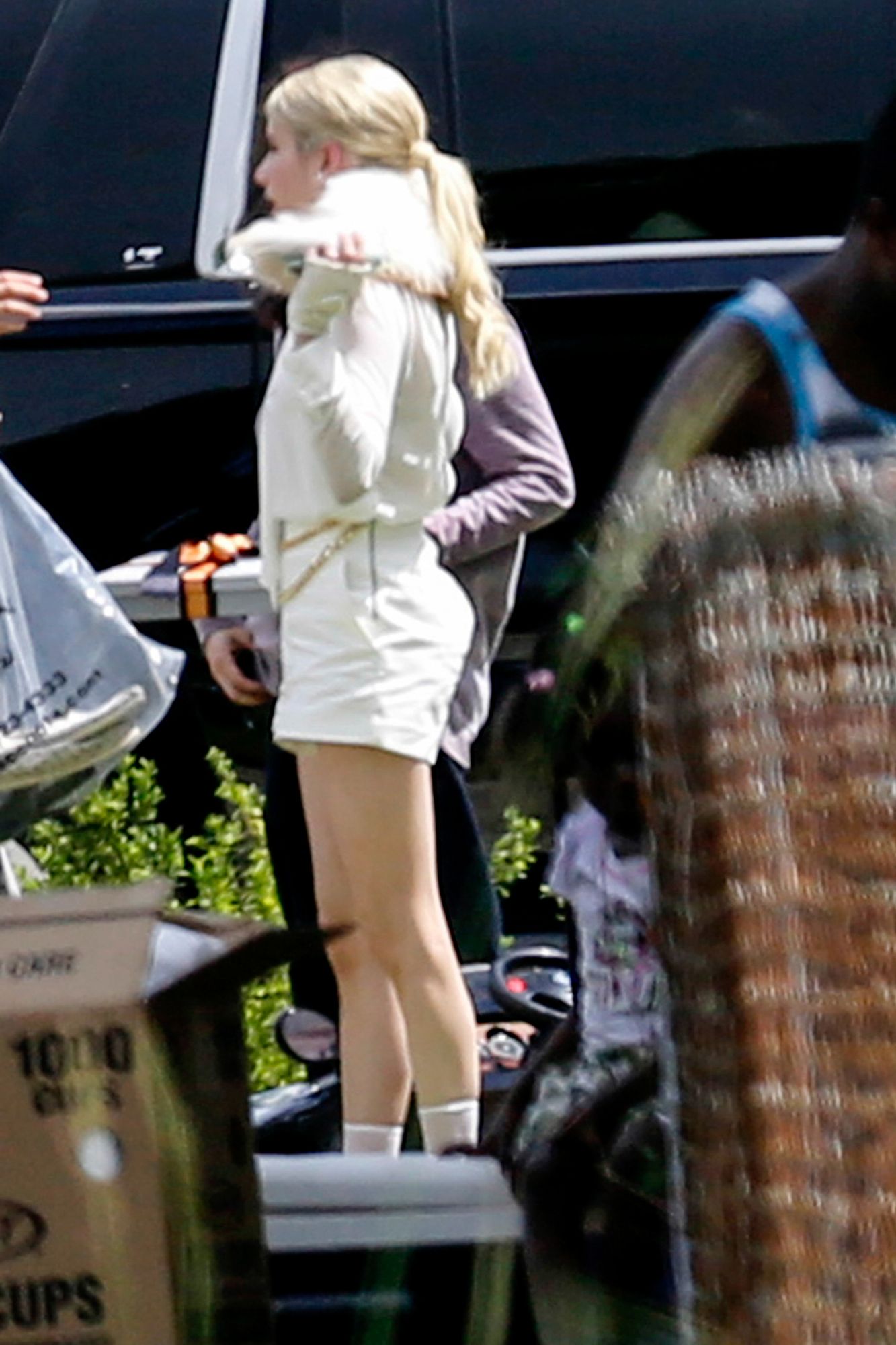 emmarobertsorg008.jpg