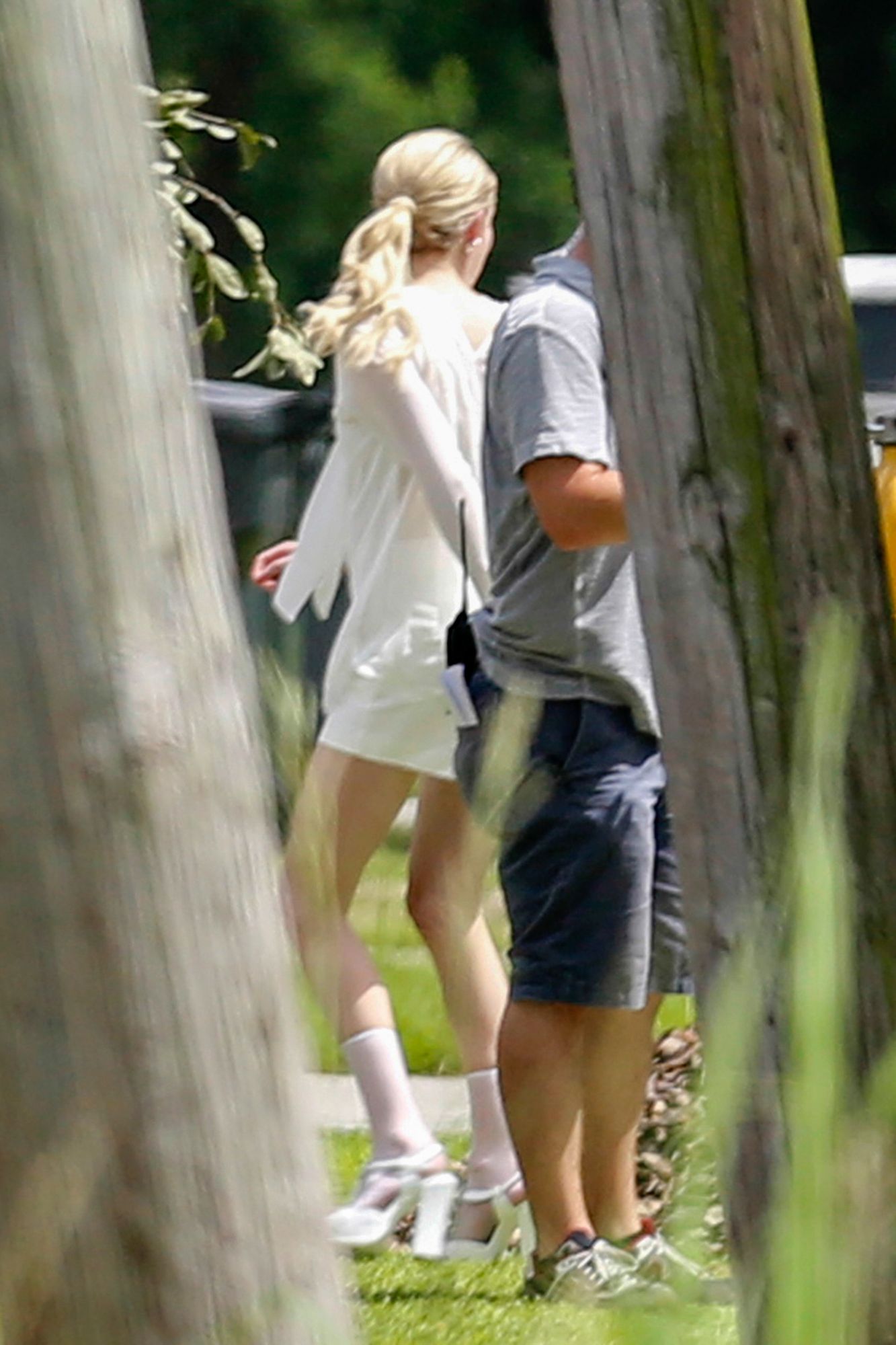 emmarobertsorg019.jpg