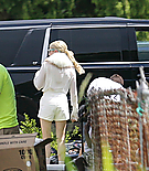 emmarobertsorg003.jpg