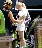 emmarobertsorg017.jpg