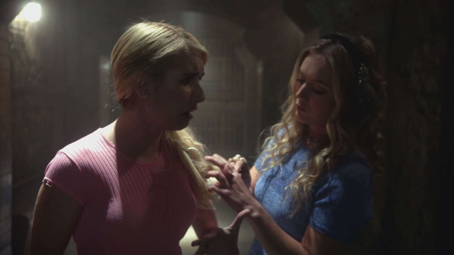 ero202-180.jpg ero202-180.jpg